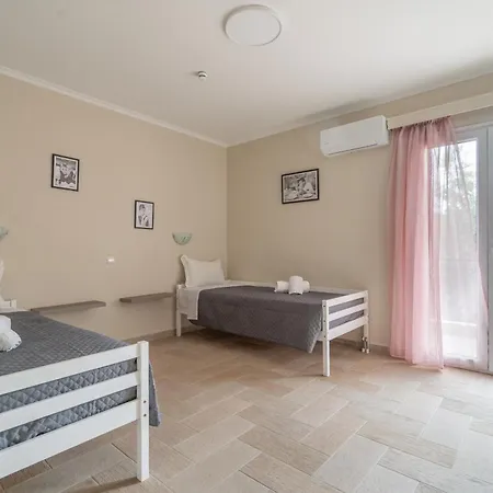 Paradise Sea View Apartmán