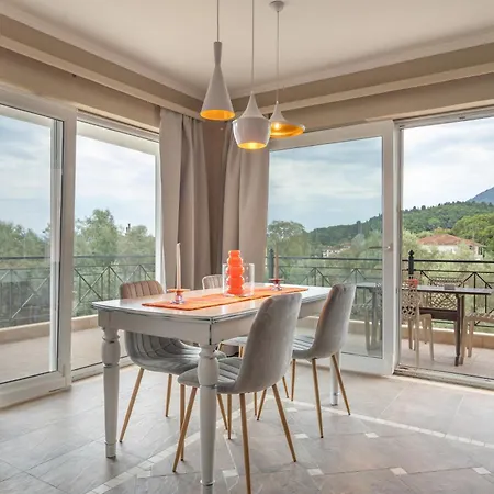 Paradise Sea View Apartament